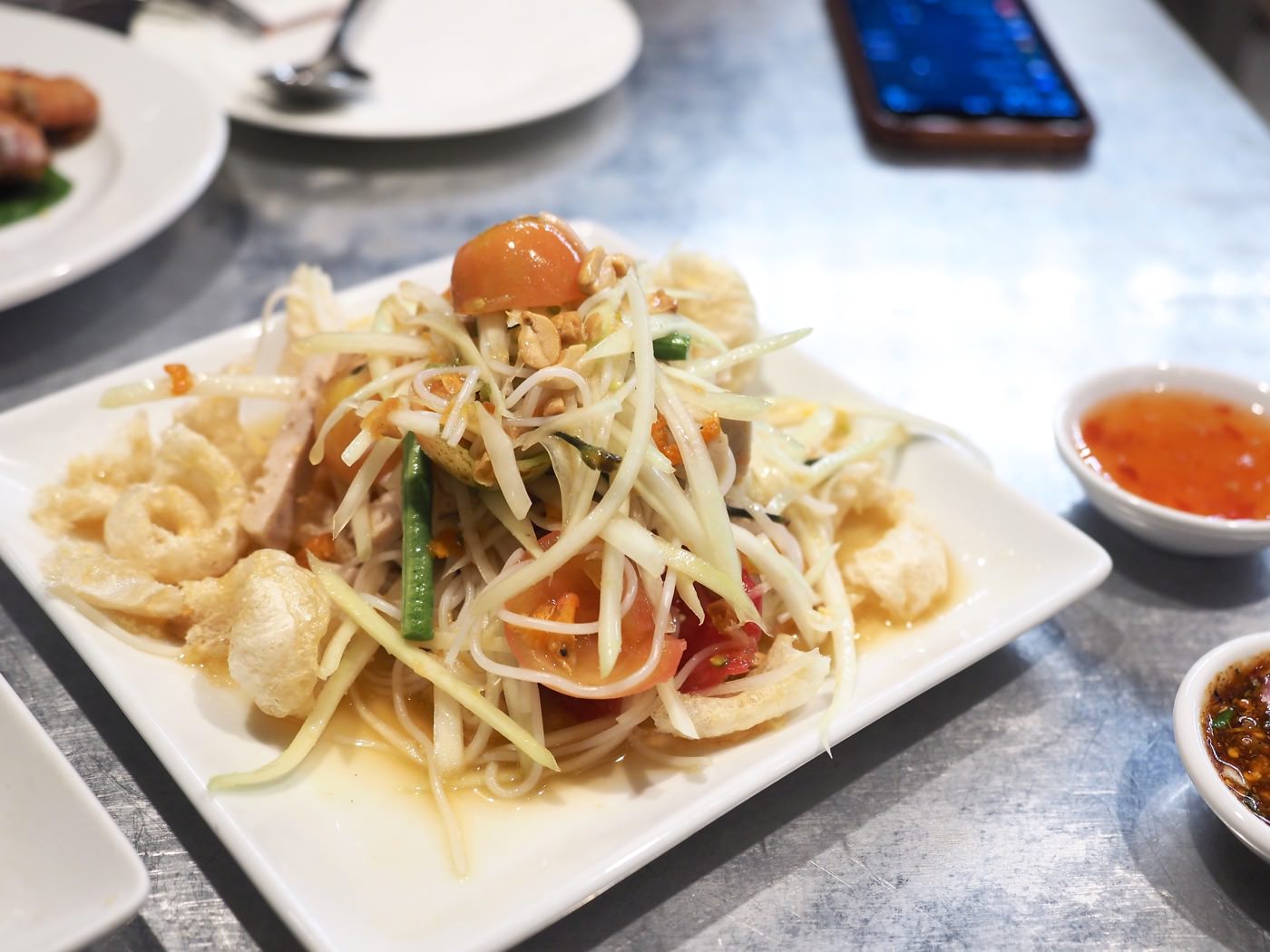 曼谷美食 Som Tam Nua 炸雞與青木瓜沙拉 - 一口冒險 Bitesized Adventure