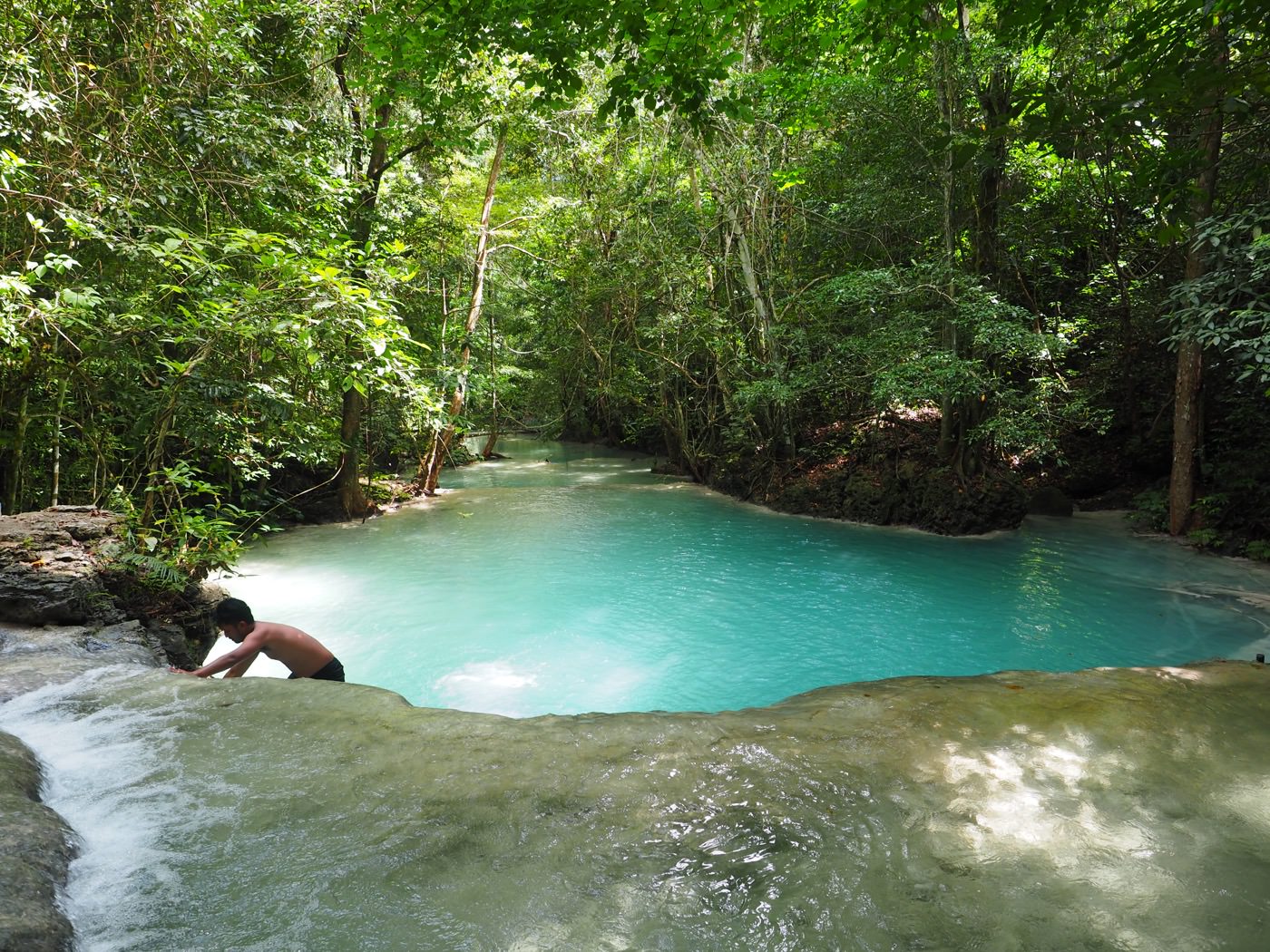 茉悠島住宿 Amanwana 深山裡的野溪瀑布天然泳池 走在叢林之中 - 一口冒險 Bitesized Adventure