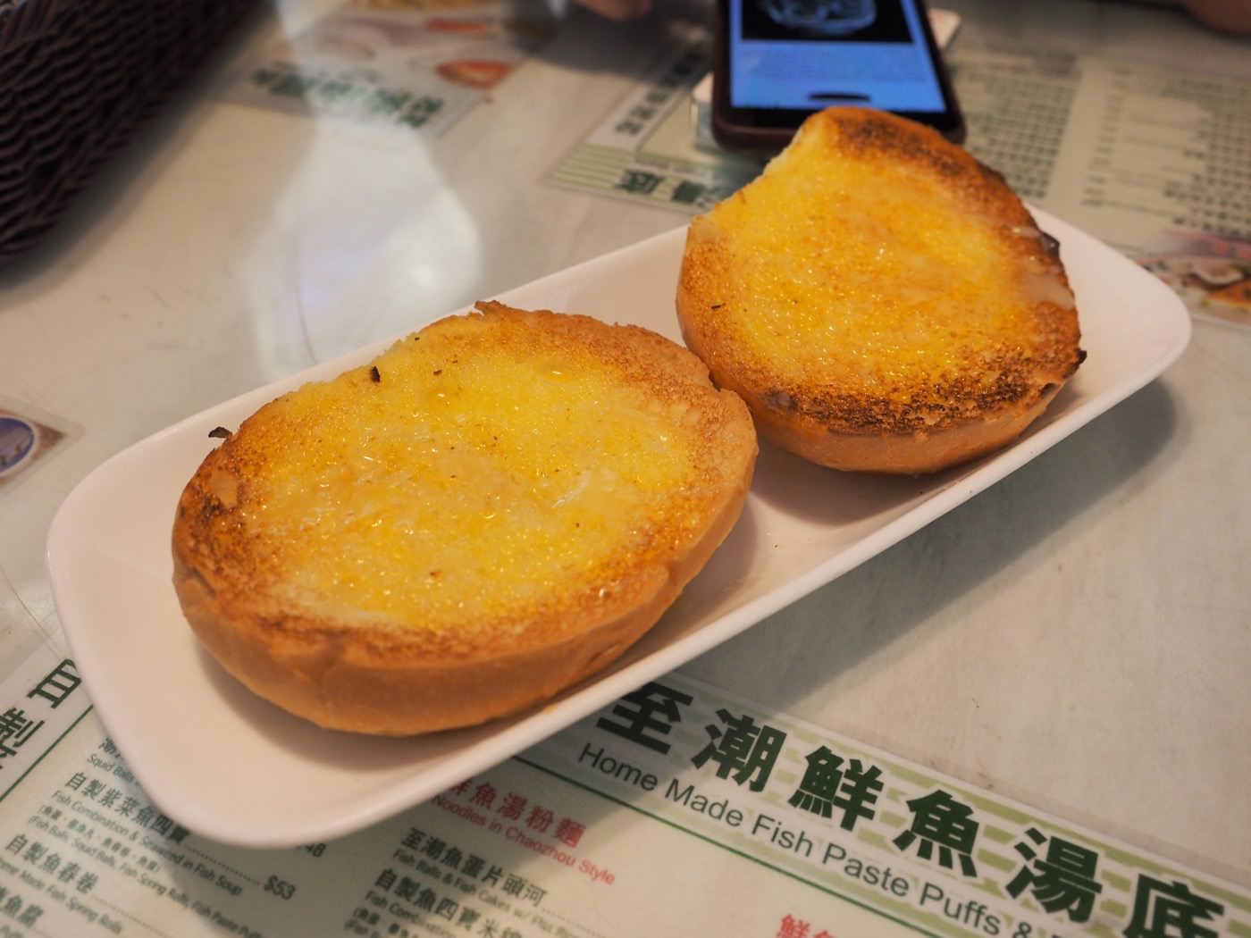 香港美食 機場 翠華茶餐廳 菠蘿油 - 一口冒險 Bitesized Adventure