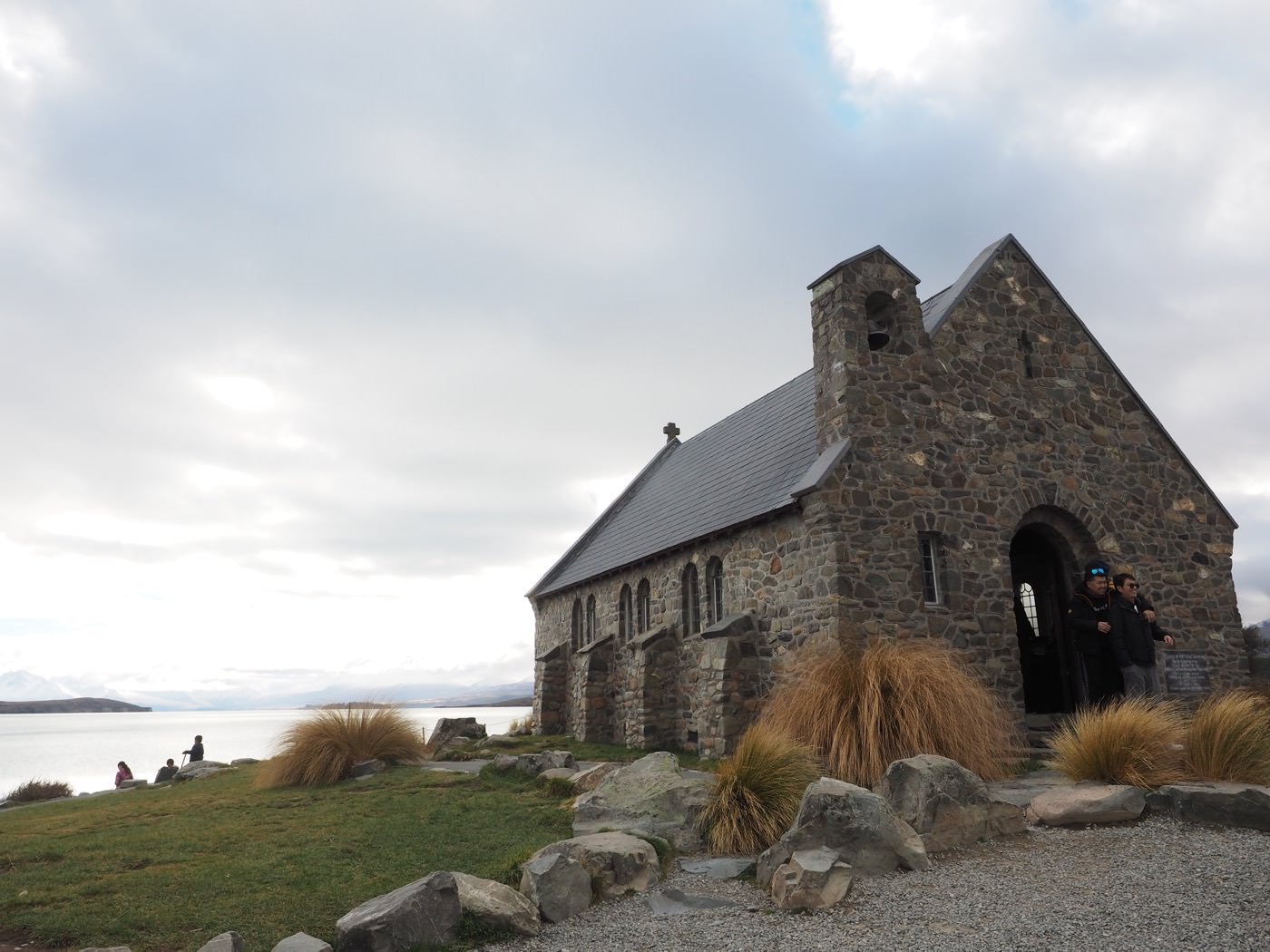紐西蘭南島景點 Lake Tekapo 蒂卡波湖牧羊人小教堂的日與夜 - 一口冒險 Bitesized Adventure