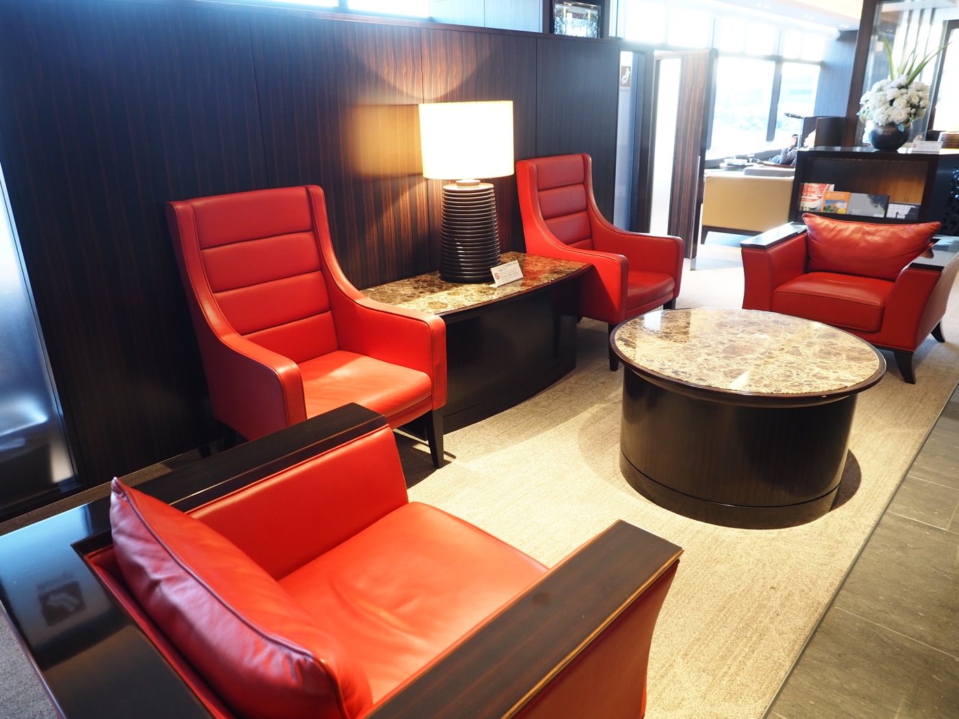 貴賓室 日本千葉 東京成田機場 日航衛星樓頭等貴賓室 JAL Diamond Premier Lounge 國際航廈 - 一口冒險 Bitesized Adventure