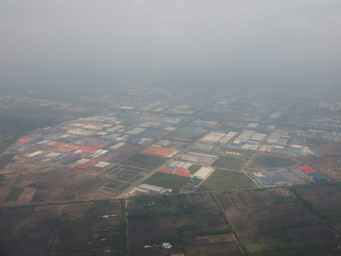 飛行紀錄 越南航空 VN571｜VN570 台北 - 胡志明市 來回經濟艙 飛行紀錄 - 一口冒險 Bitesized Adventure