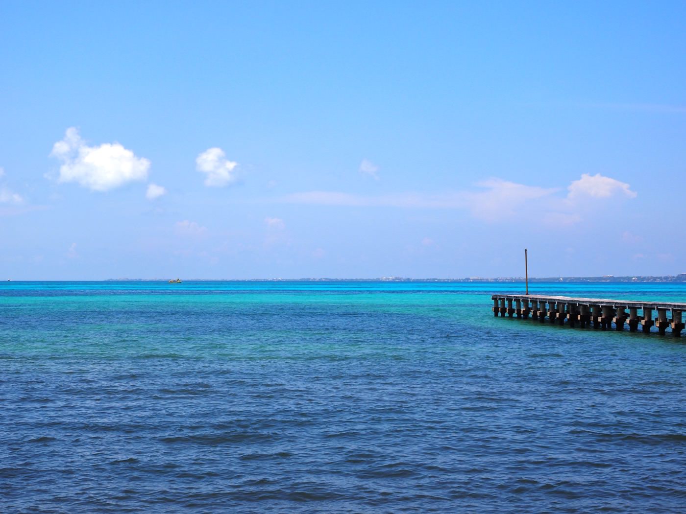 坎昆景點 加勒比海 Isla Mujeres 女人島 在 Playa Norte 北角海灘看海野餐 - 一口冒險 Bitesized Adventure