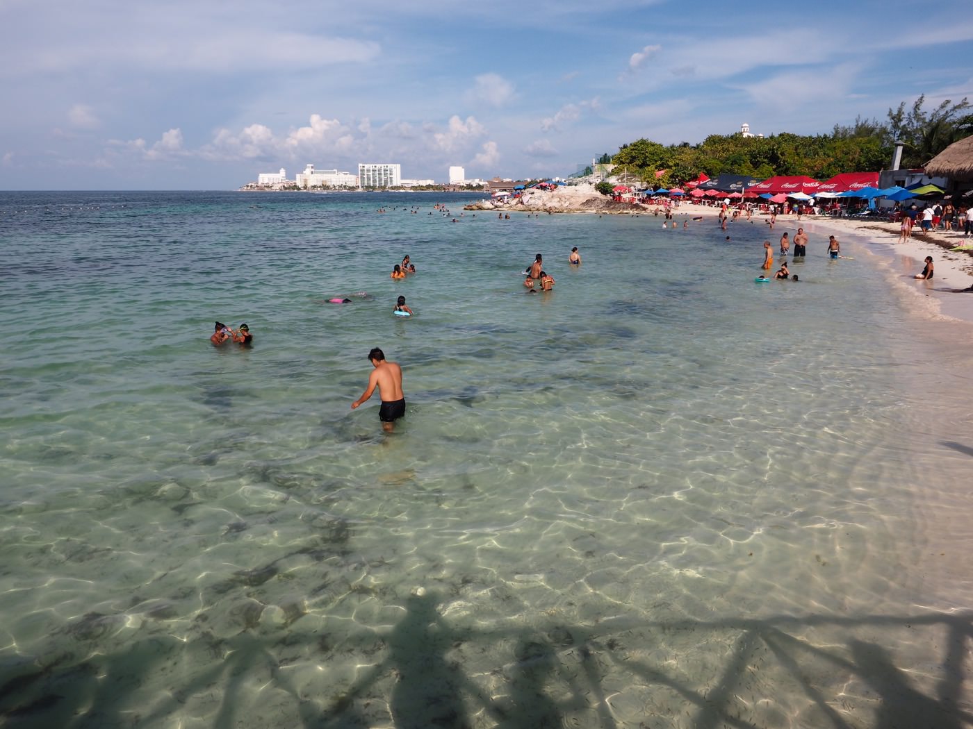 坎昆景點 加勒比海 Isla Mujeres 女人島 在 Playa Norte 北角海灘看海野餐 - 一口冒險 Bitesized Adventure