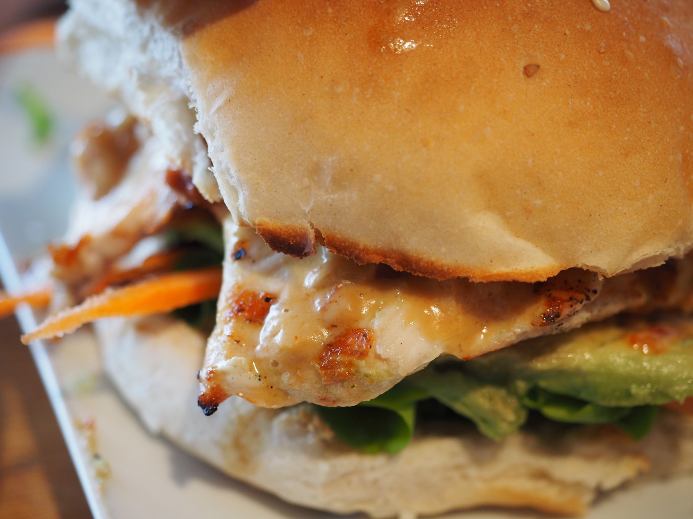 紐西蘭南島美食 Lake Wanaka 瓦納卡 超大份量美味漢堡 Red Star Burger Bar - 一口冒險 Bitesized Adventure