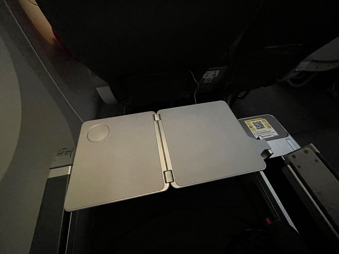 飛行紀錄 酷航豪經艙 TR897 TR898 ScootPlus 加價的位子讓你好睡一點與神秘零食包 - 一口冒險 Bitesized Adventure