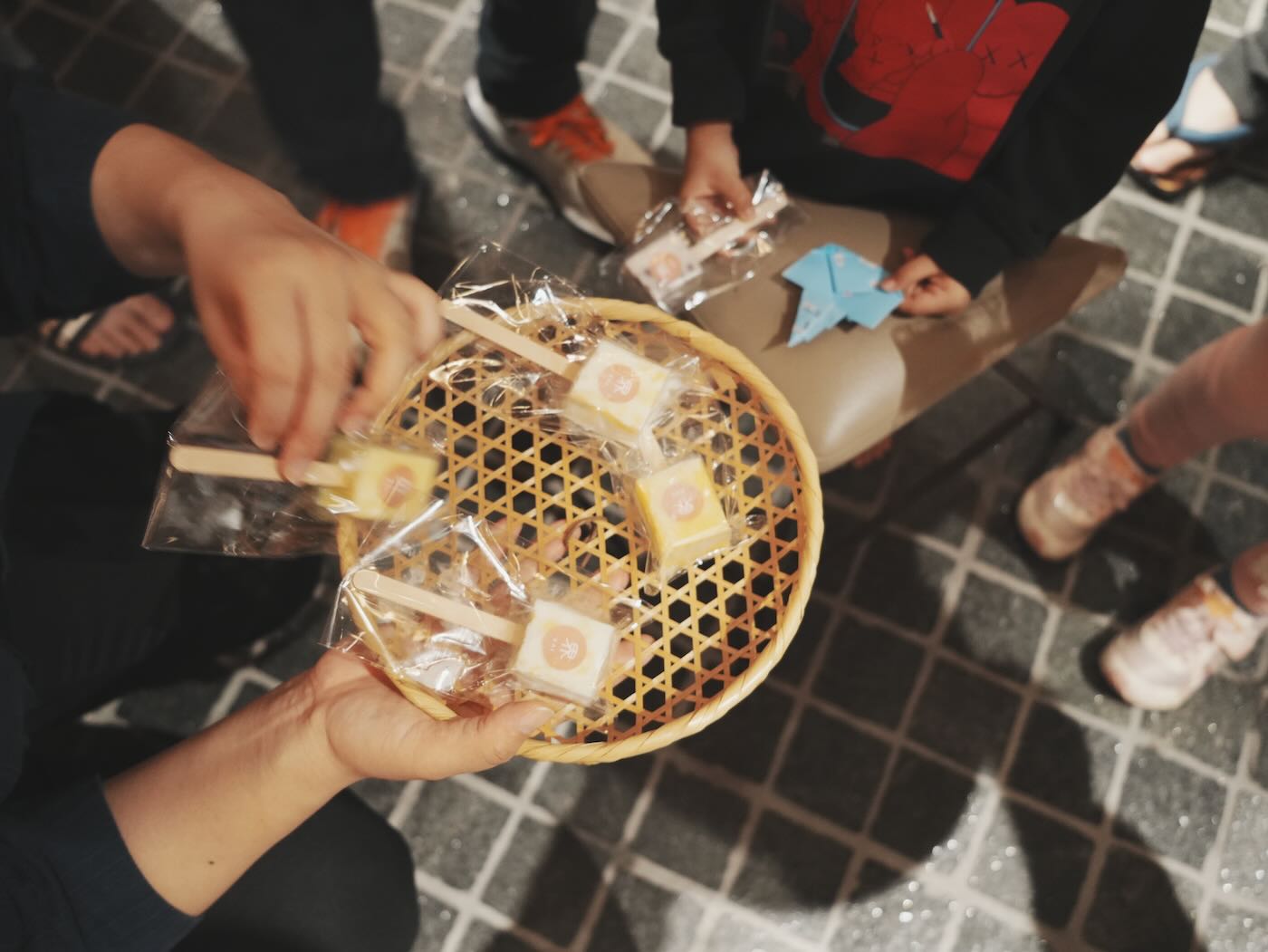 大分住宿 界 別府 公共區域|足湯手湯、圖書室、溫泉小教室、Shop、夜晚表演 - 一口冒險 Bitesized Adventure 大分住宿 界 別府 公共區域|足湯手湯、圖書室、溫泉小教室、Shop、夜晚表演 - 一口冒險 Bitesized Adventure