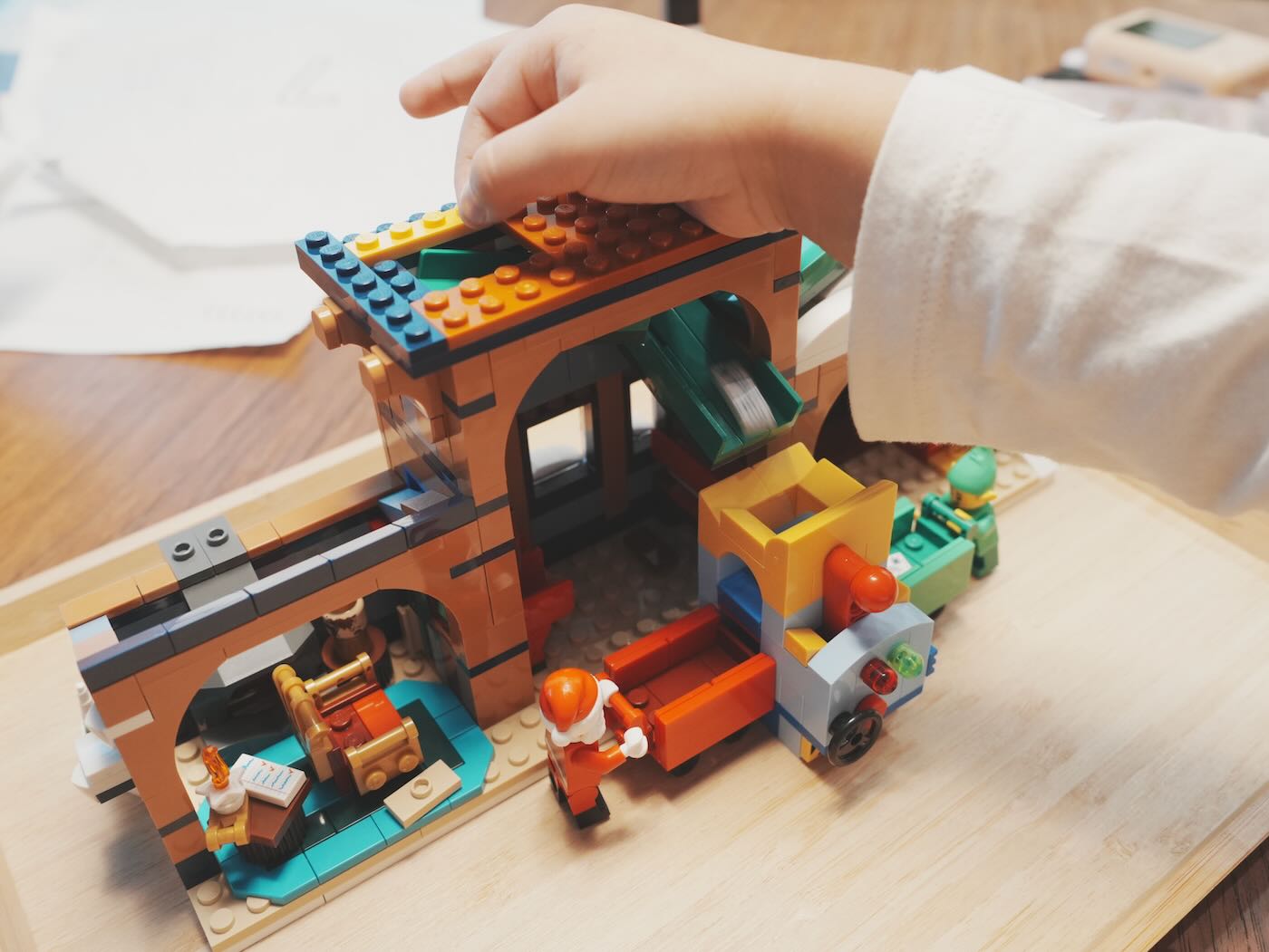 樂高 10339 耶誕老人的郵局 - 2024 冬季村莊系列 - 一口冒險 Bitesized Adventure