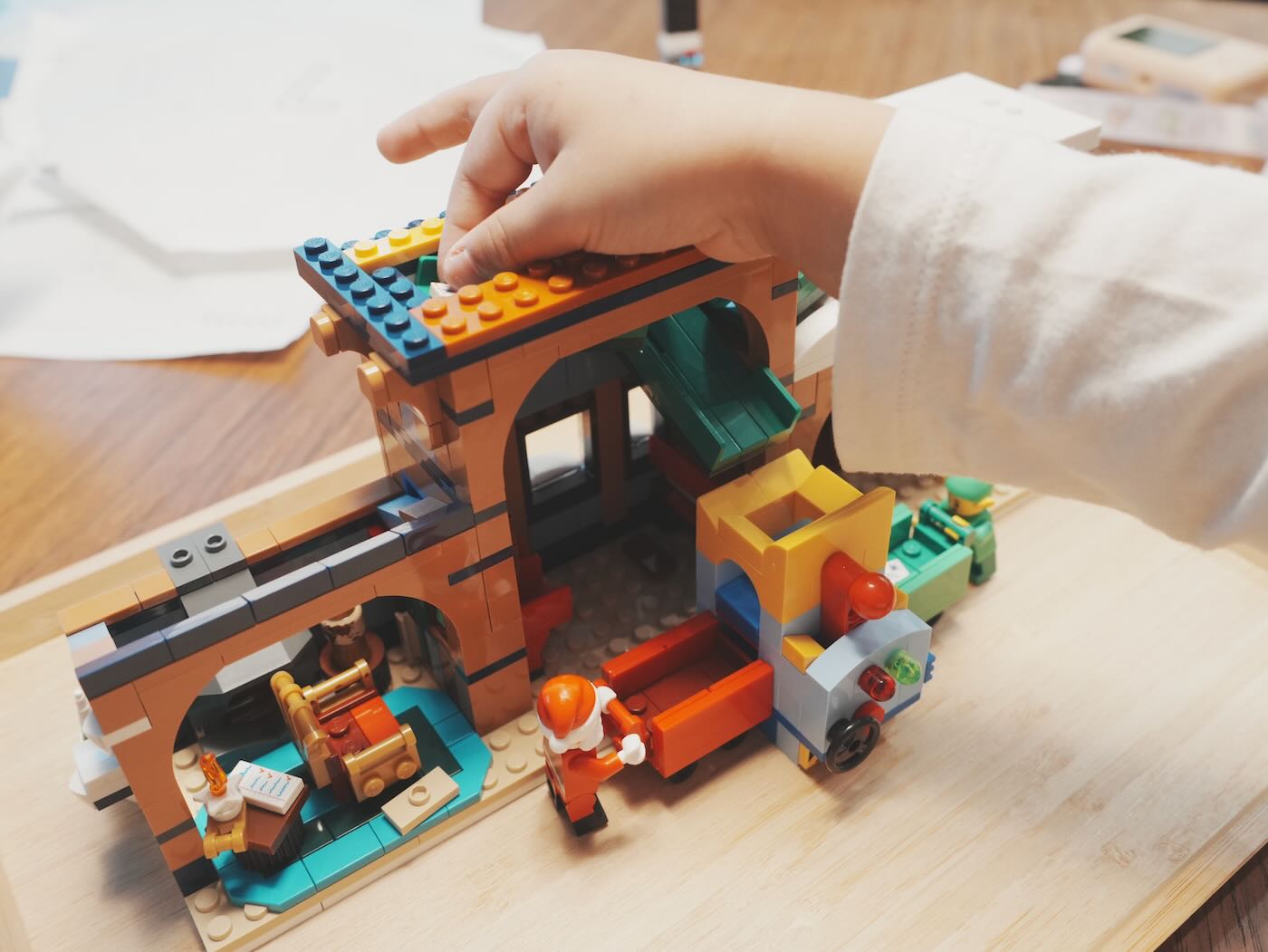 樂高 10339 耶誕老人的郵局 - 2024 冬季村莊系列 - 一口冒險 Bitesized Adventure