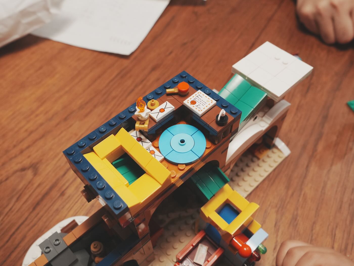 樂高 10339 耶誕老人的郵局 - 2024 冬季村莊系列 - 一口冒險 Bitesized Adventure