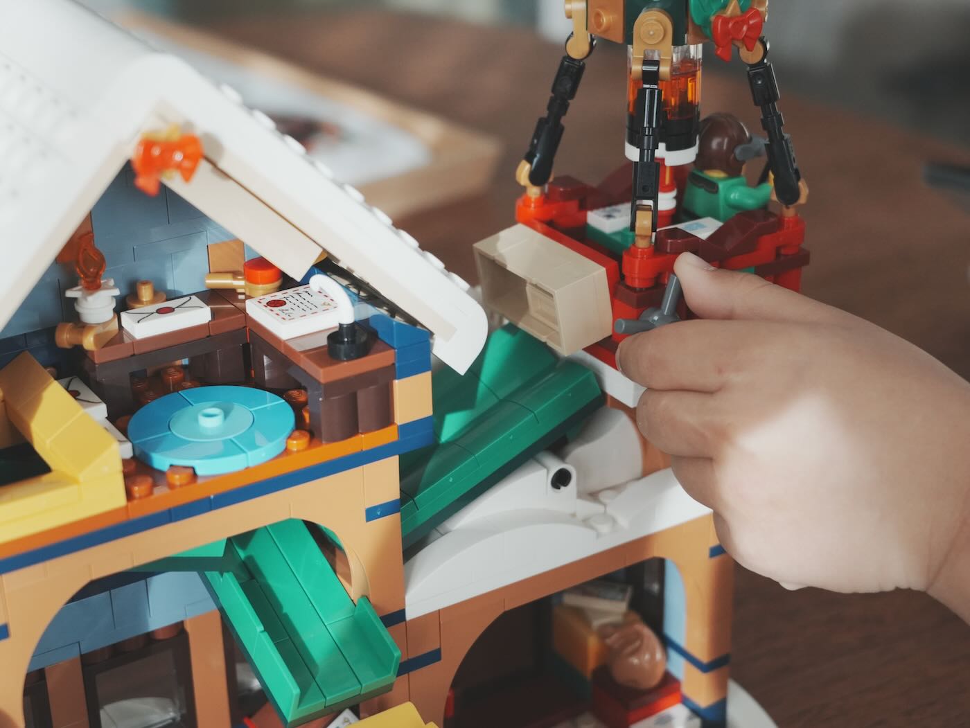 樂高 10339 耶誕老人的郵局 - 2024 冬季村莊系列 - 一口冒險 Bitesized Adventure