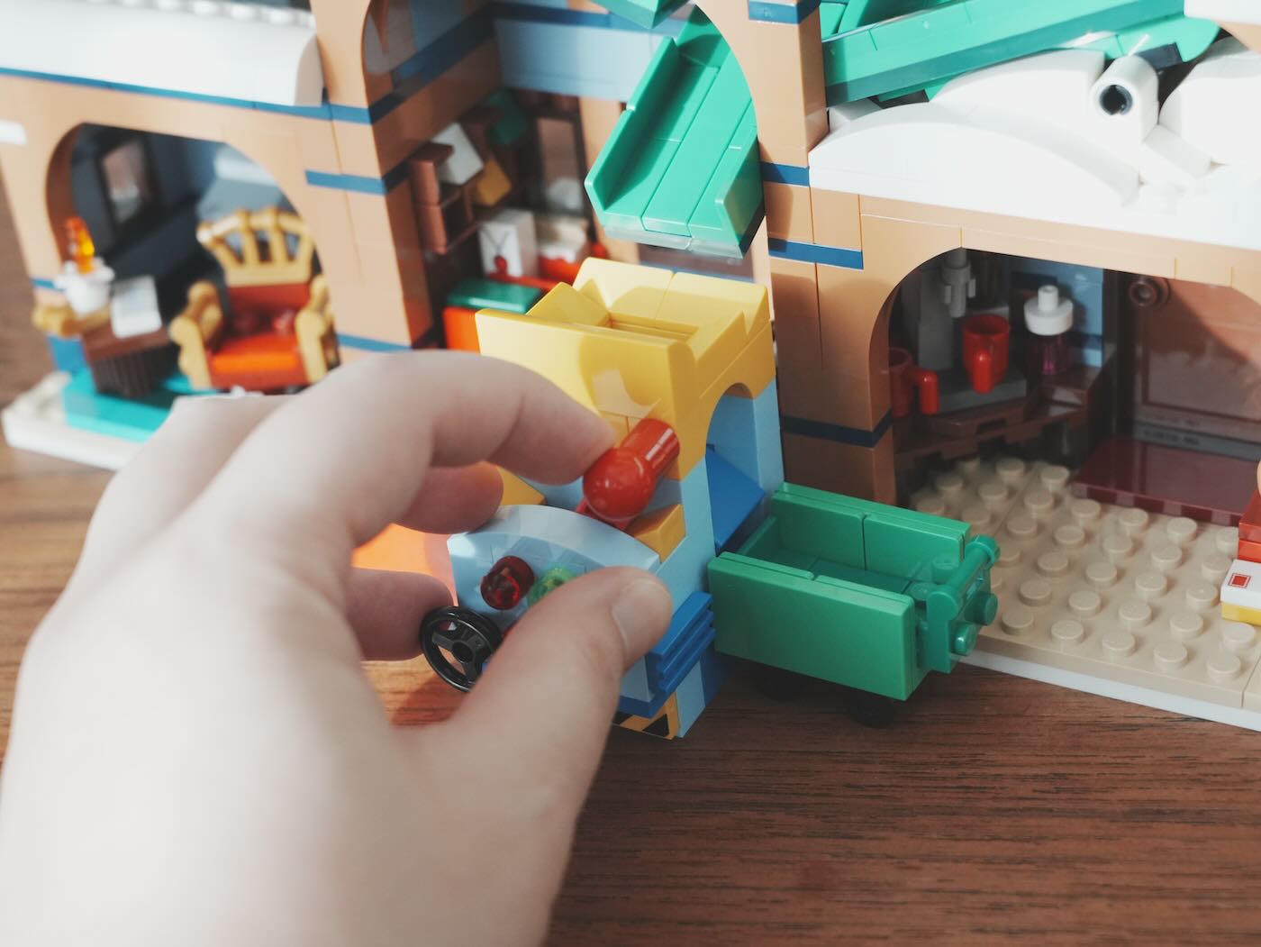 樂高 10339 耶誕老人的郵局 - 2024 冬季村莊系列 - 一口冒險 Bitesized Adventure