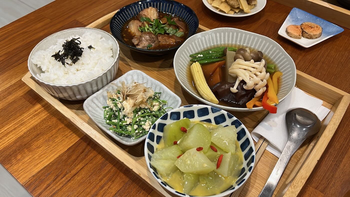 嘉縣住宿 阿里山鄉 十字鳴心旅宿 迷霧四人房 - 一口冒險 Bitesized Adventure