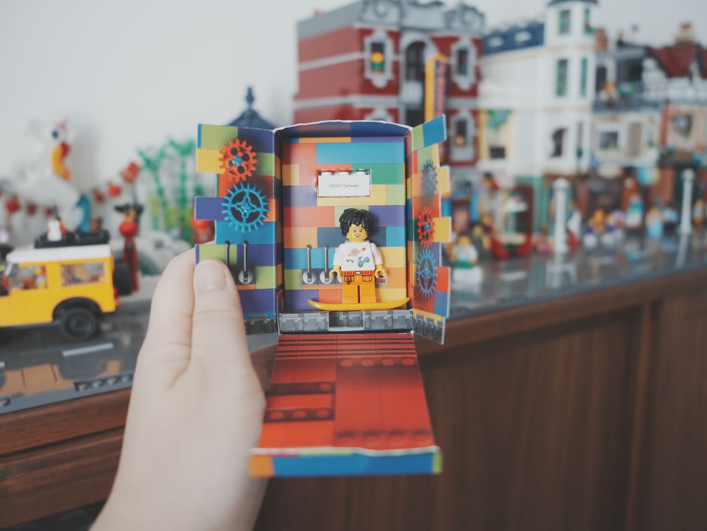 台北活動 南港 Lalaport 樂高授權專賣旗艦店 迷你人偶工廠 自製小人偶 - 一口冒險 Bitesized Adventure 台北活動 南港 Lalaport 樂高授權專賣旗艦店 迷你人偶工廠 自製小人偶 - 一口冒險 Bitesized Adventure