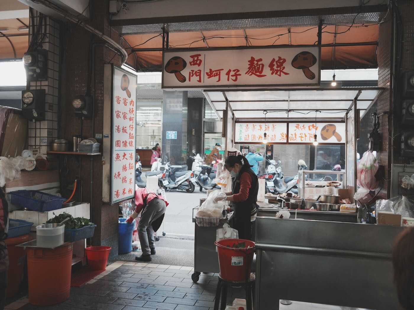 竹市旅行 新竹都城隍廟 週邊半日小旅行 - 一口冒險 Bitesized Adventure 竹市旅行 新竹都城隍廟 週邊半日小旅行 - 一口冒險 Bitesized Adventure